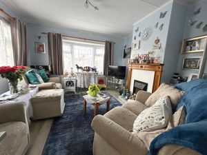 Lounge- click for photo gallery